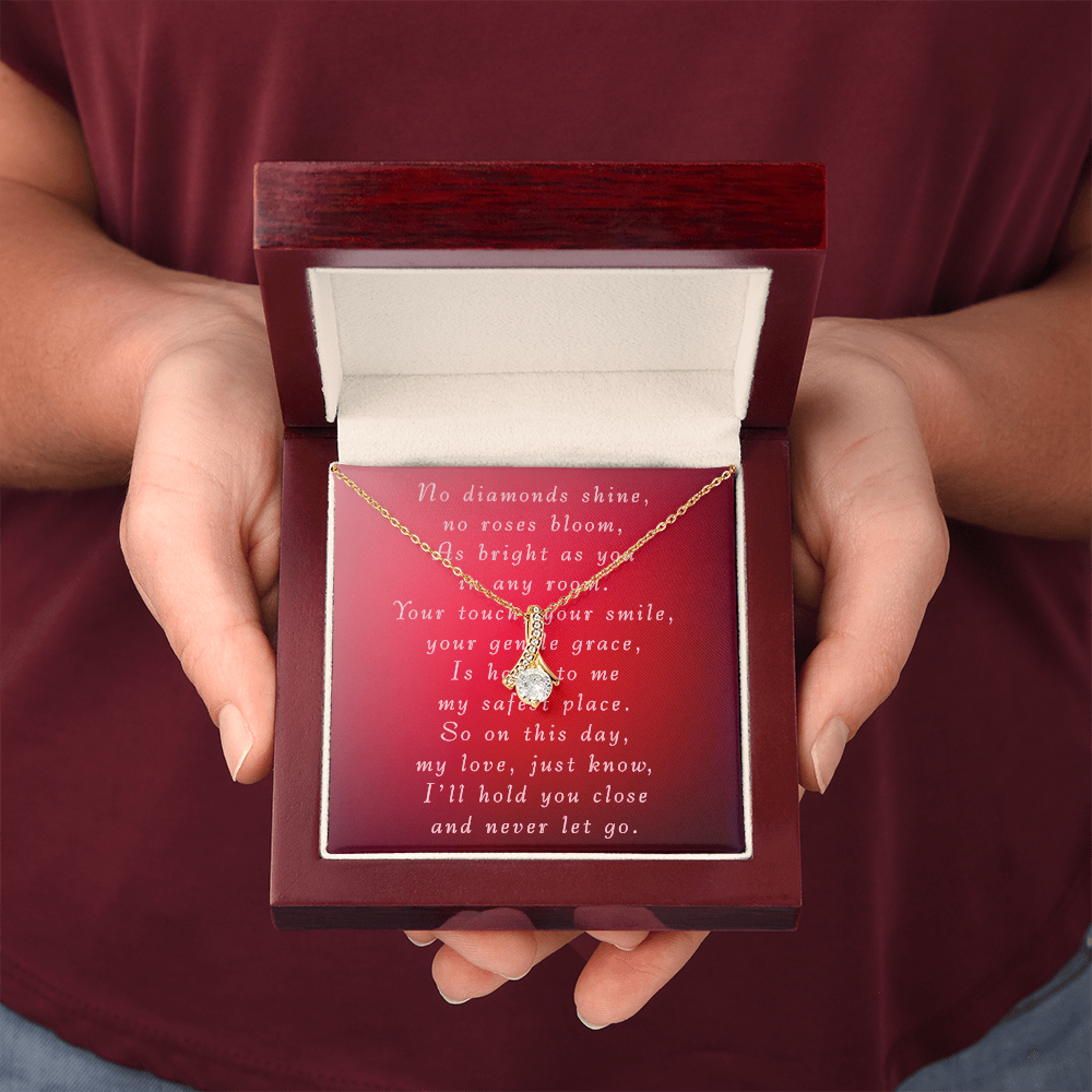 Mother's Day Alluring Beauty Necklace