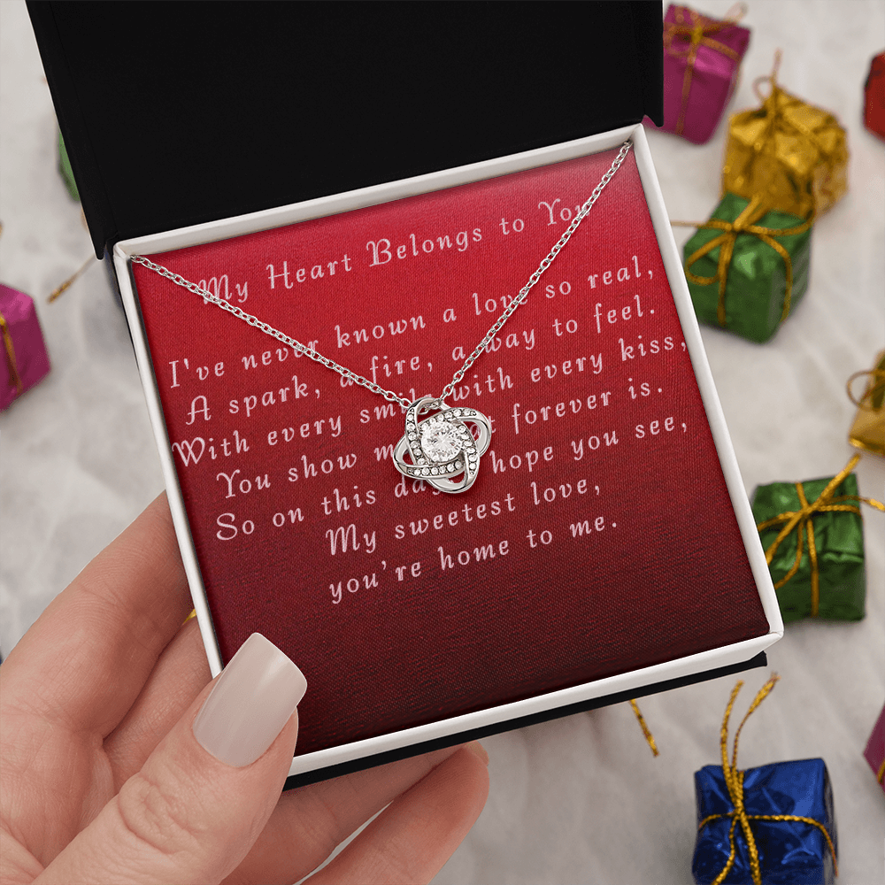 Mother's Day Love Knot Necklace from Boyfriend to Grilfriend