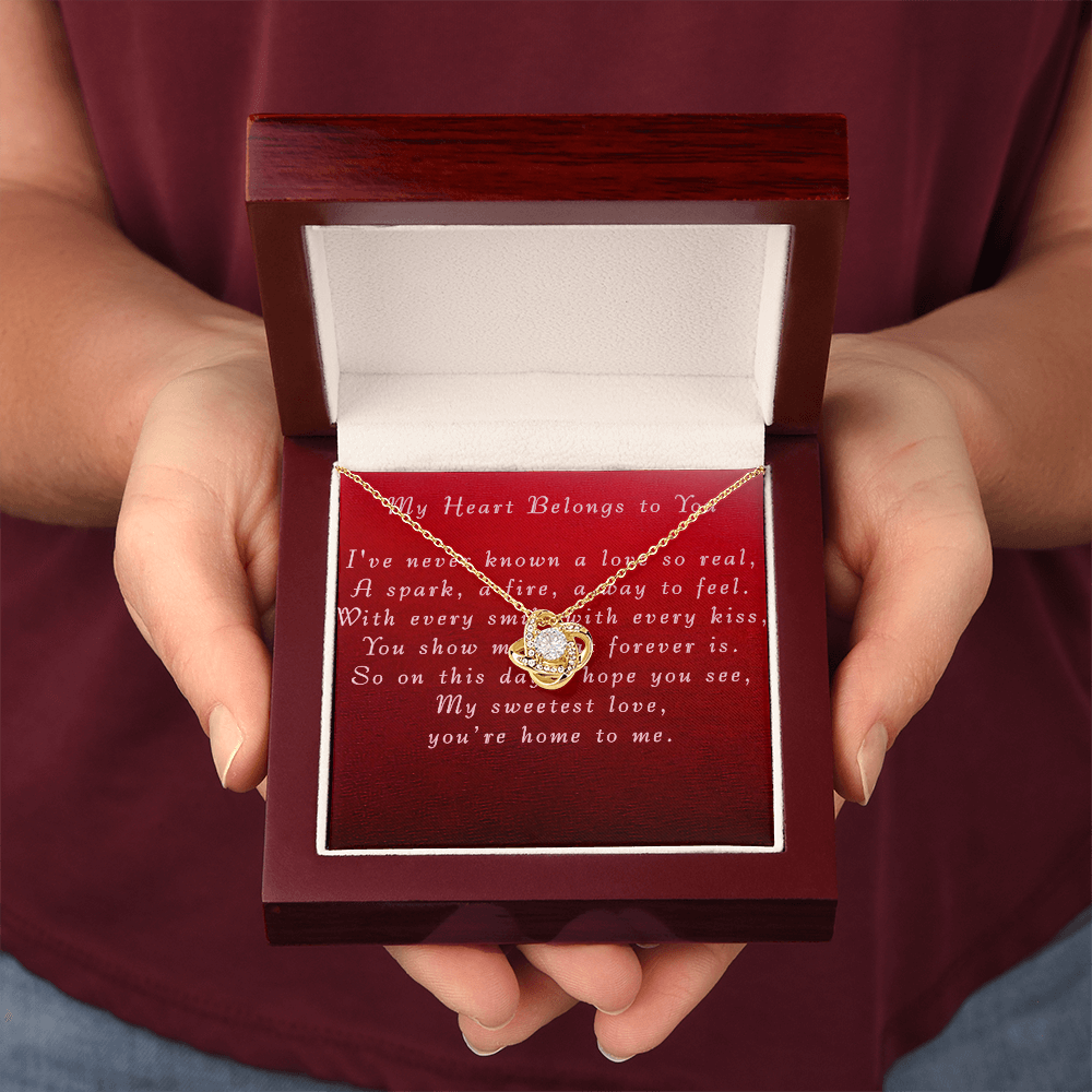 Mother's Day Love Knot Necklace from Boyfriend to Grilfriend