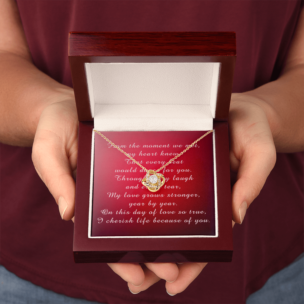 Mother's Day Love Knot Necklace