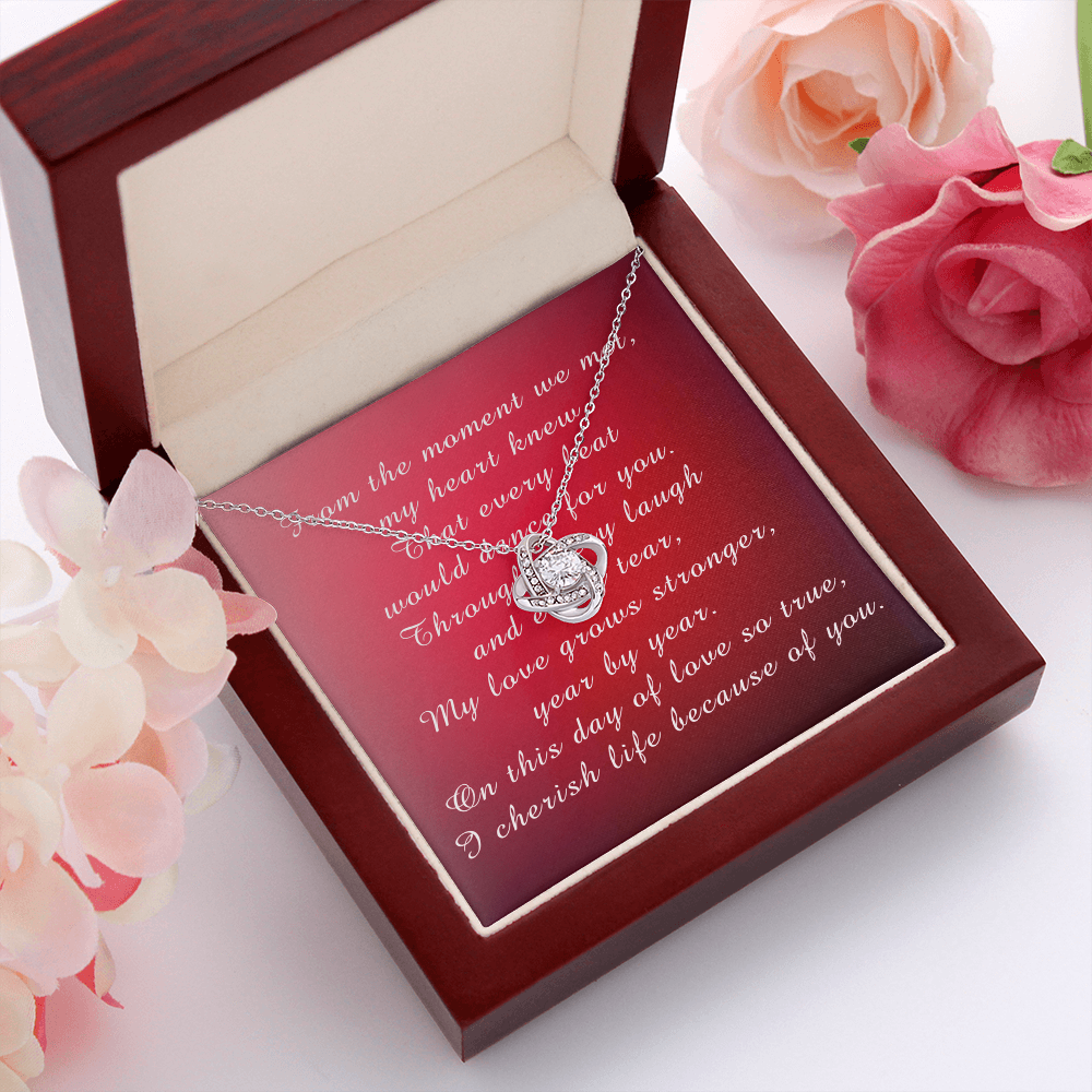 Mother's Day Love Knot Necklace