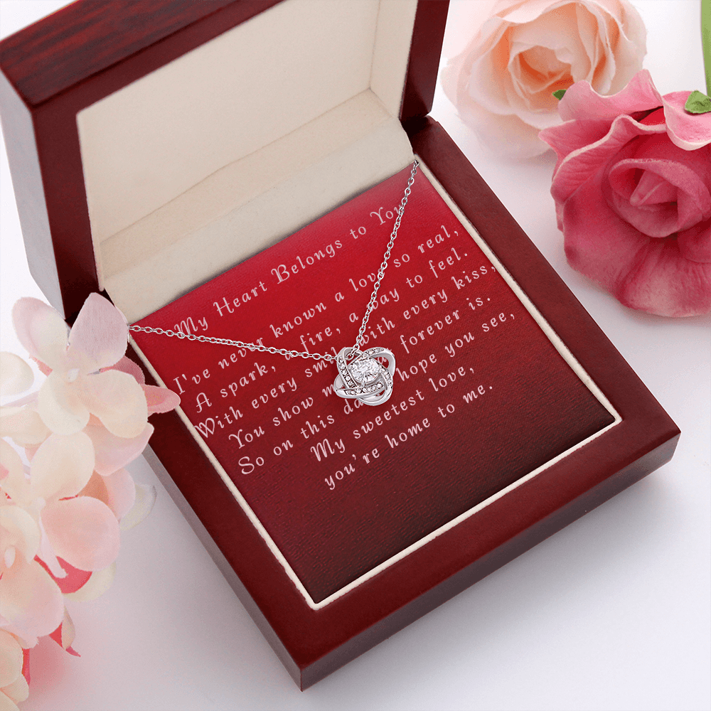 Mother's Day Love Knot Necklace from Boyfriend to Grilfriend